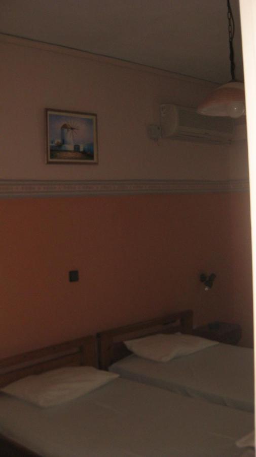 Aparthotel Theodora à Makrýgialos Extérieur photo