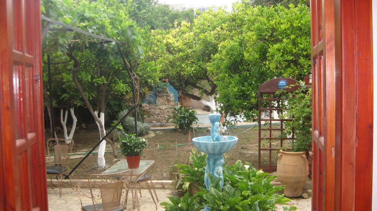 Aparthotel Theodora à Makrýgialos Extérieur photo